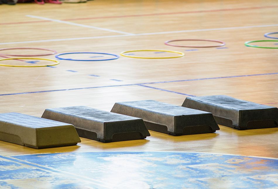 school gym obstacle course