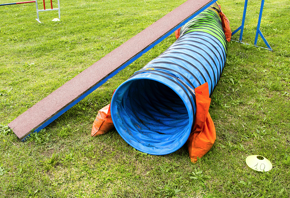 Tunnel in obstacle course